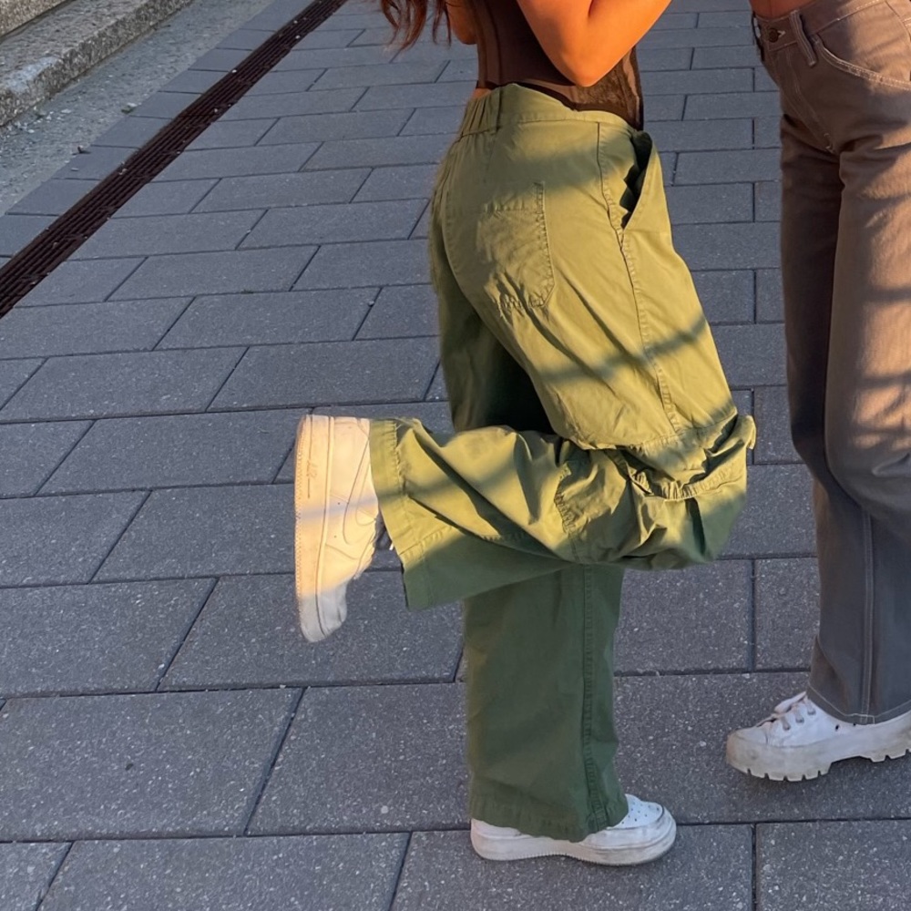 Urban Outfitters Army Green Carpenter Pant